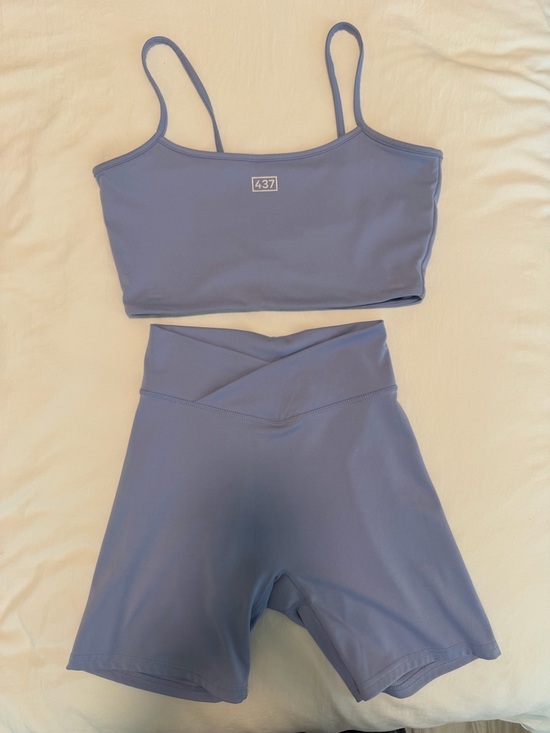 437 Other - 437 Women's Lavender Sports Bra - Supportive Crop Top